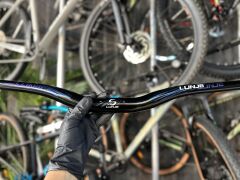 Lunje Alüminyum 31.8 780 mm Riser Mtb Gidon Bisiklet Gidonu Siyah Mavi