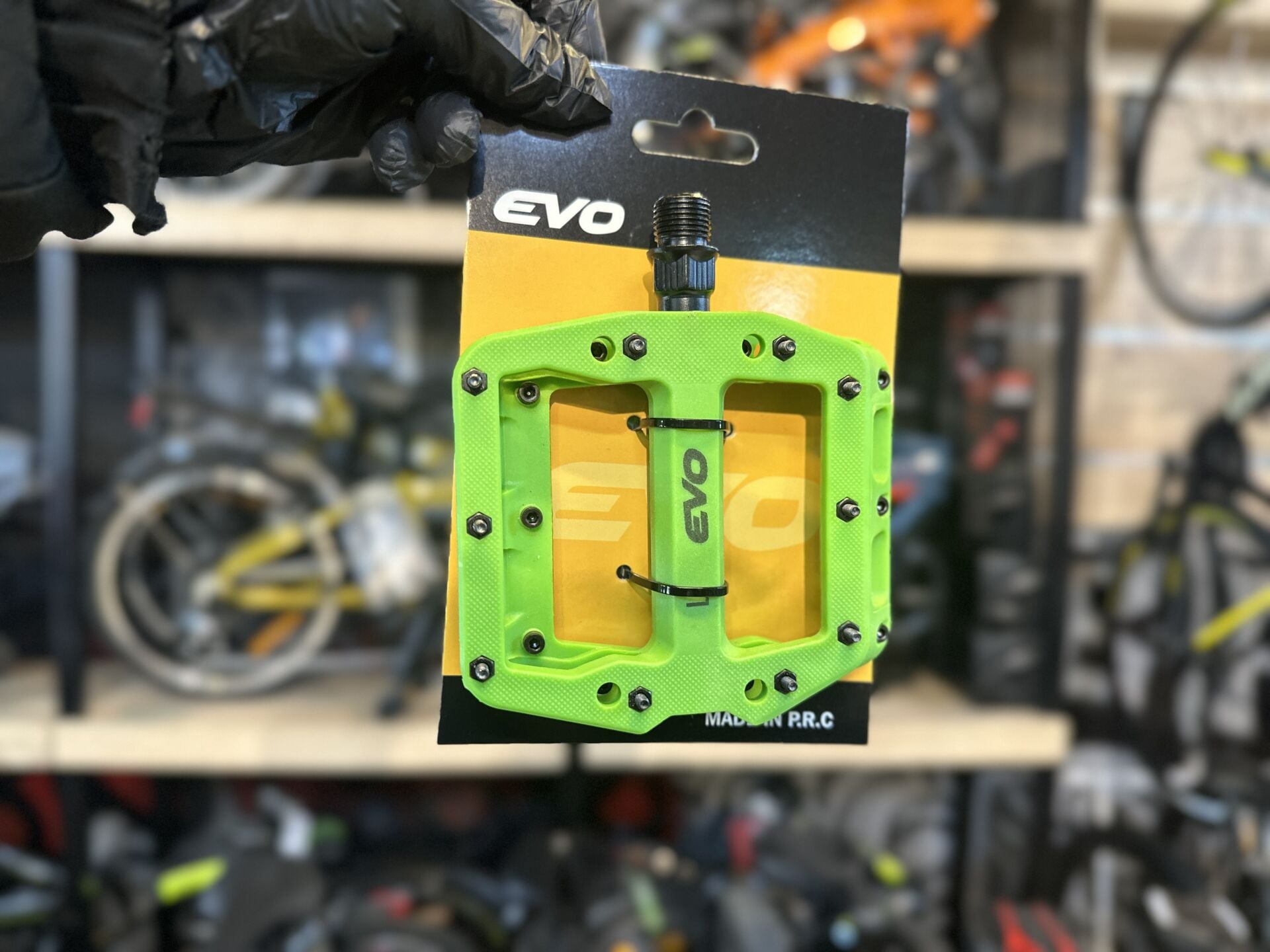 Evo Rulmanlı Çivili Bisiklet Pedalı Yeşil