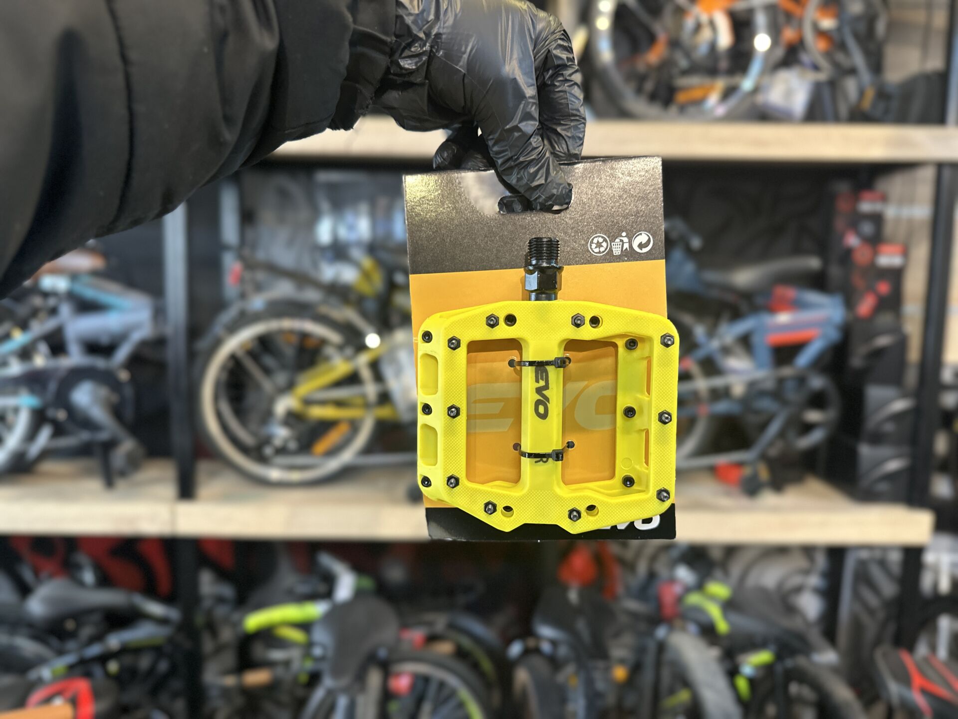 Evo Rulmanlı Çivili Bisiklet Pedalı Sarı