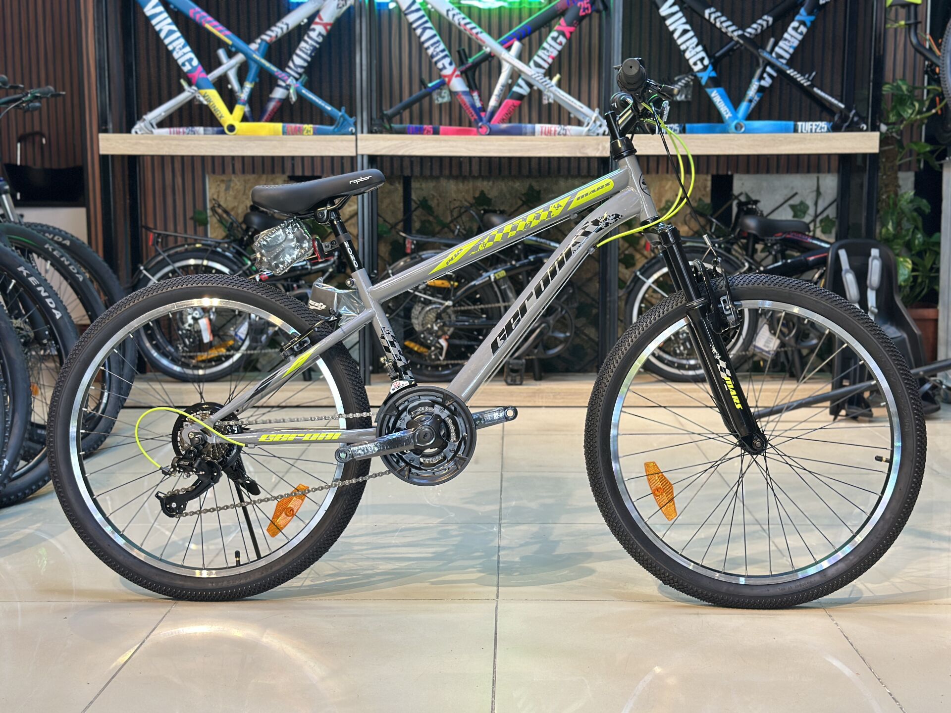 Geroni Mars Plus 24 Jant K:13 21V V Nardo Gri/Neon Sarı Çocuk Bisikleti