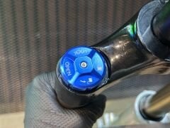 TANKE 32 Havalı Amortisör 29 Jant 120mm Kilitlemeli – Gri MTB Ön Maşa