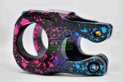 HASSNS AYARLANABİLİR GİDON BOĞAZI MAVİ - PEMBE BENEKLİ SİYAH 31.8MM