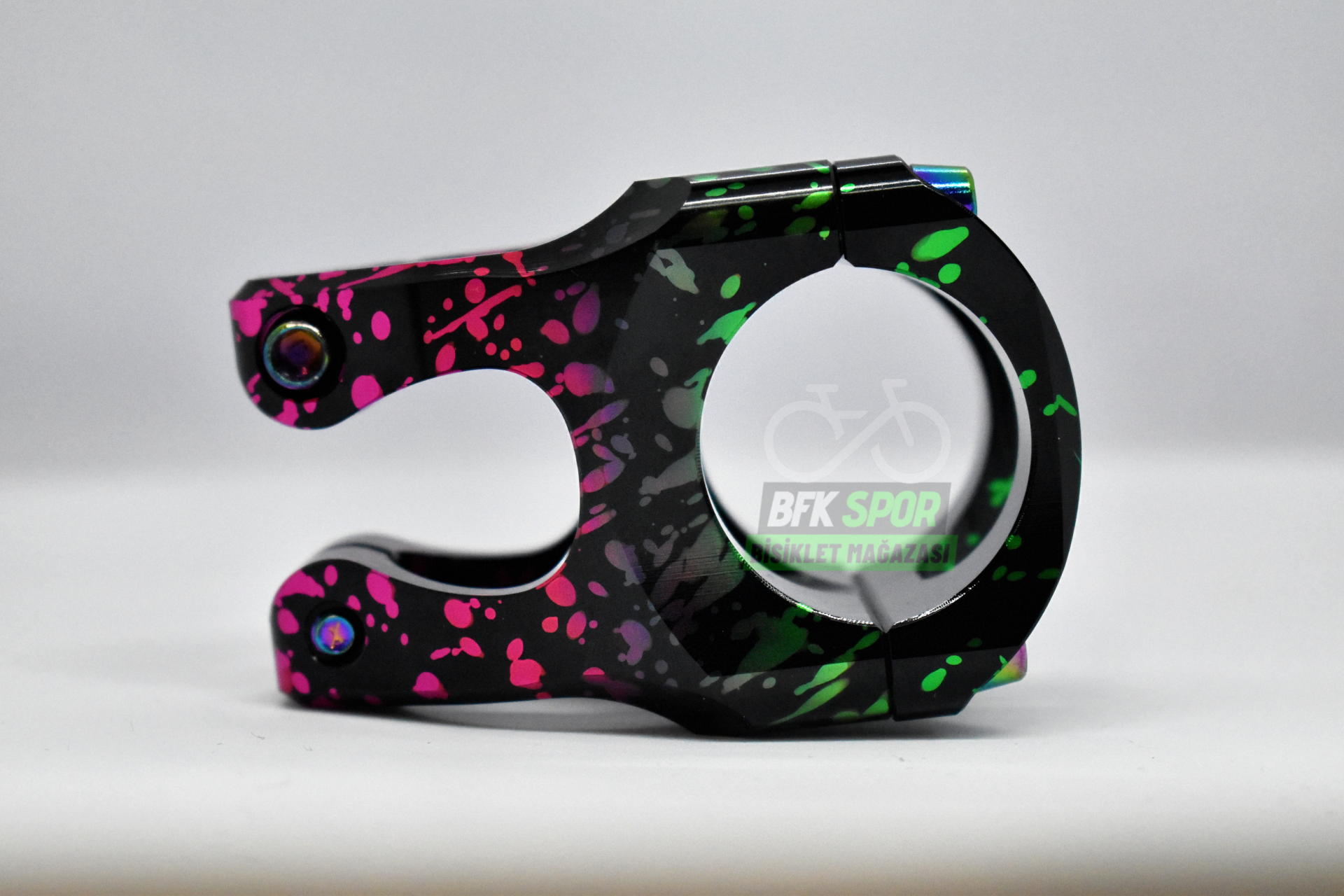 HASSNS AYARLANABİLİR GİDON BOĞAZI YEŞİL - PEMBE BENEKLİ SİYAH 31.8MM