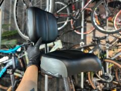 Sırt Destekli Ekstra Geniş Bisiklet Selesi - E-Bike Uyumlu