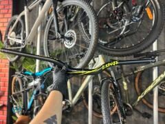 LUNJE Alüminyum MTB Gidon 780 mm 50° Rise Siyah - Sarı