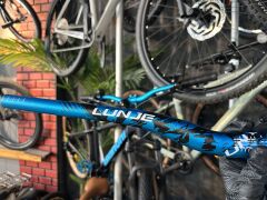 LUNJE Alüminyum MTB Gidon 720 mm Mavi