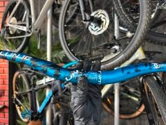 LUNJE Alüminyum MTB Gidon 720 mm Mavi