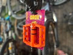 Asistan Drox PD 720 Rulmanlı Bisiklet Pedalı – Hafif Alüminyum Platform Pedal Turuncu