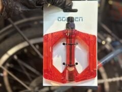 ŞEFFAF KIRMIZI PLATFORM PEDAL - BİSİKLET PEDALI