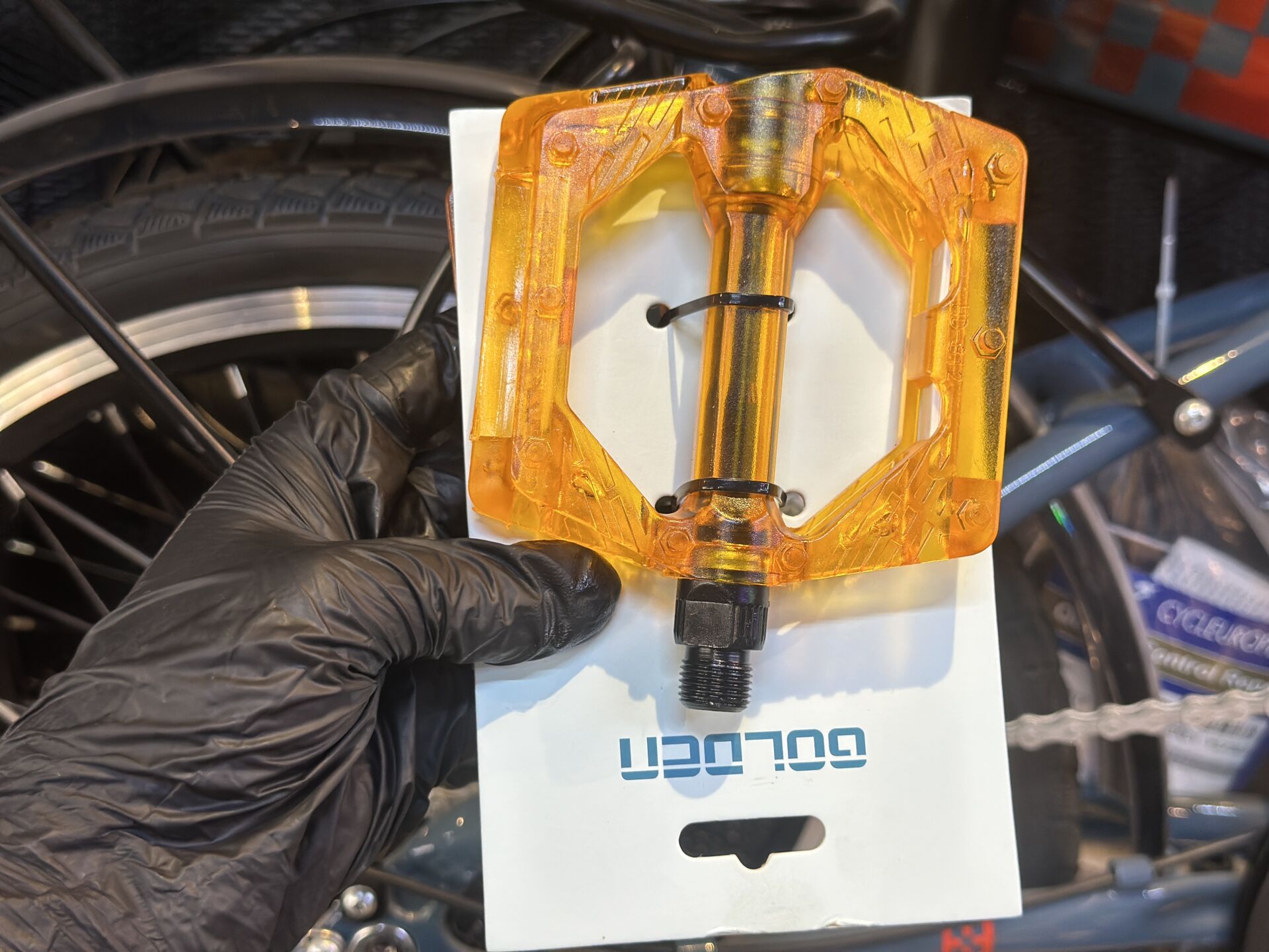 ŞEFFAF TURUNCU PLATFORM PEDAL - BİSİKLET PEDALI