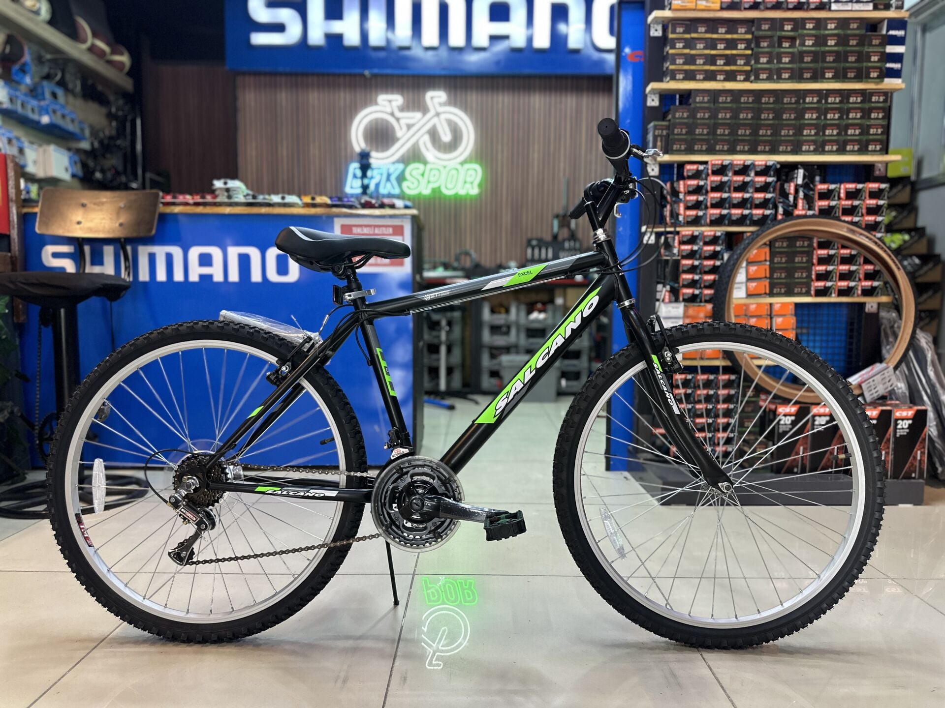 Salcano Excel 26 Jant 21 Vites MTB Dağ Bisikleti Siyah Yeşil V Fren