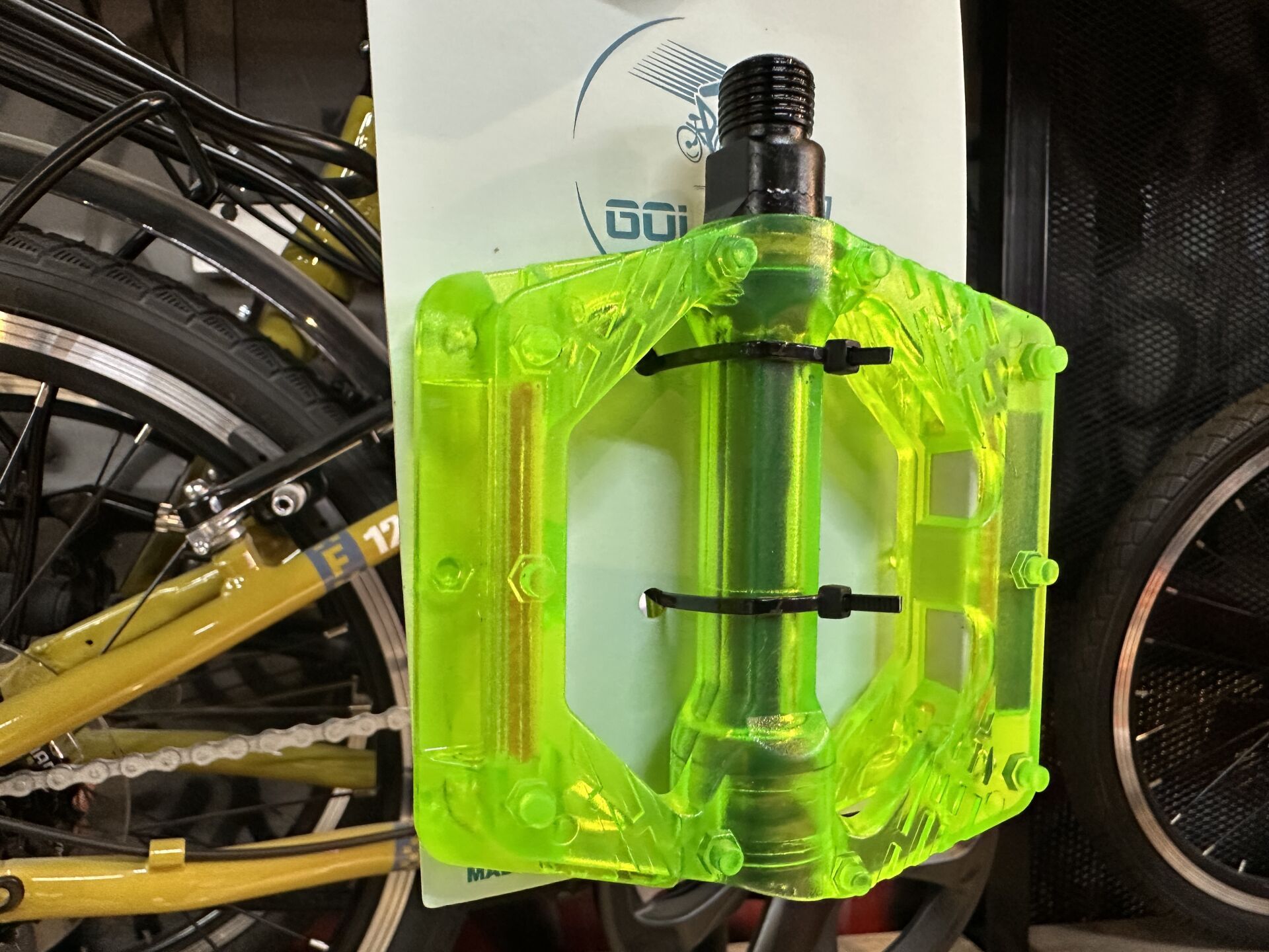 ŞEFFAF YEŞİL PLATFORM PEDAL - BİSİKLET PEDALI