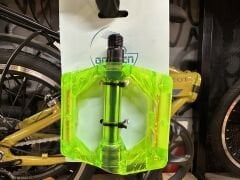 ŞEFFAF YEŞİL PLATFORM PEDAL - BİSİKLET PEDALI